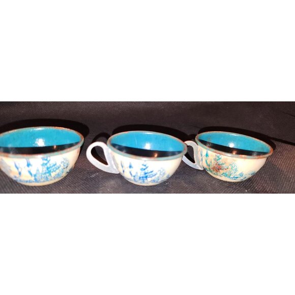 Vintage Toy Blue Willow China Tea Set Antique Metal Miniature - Picture 3 of 8